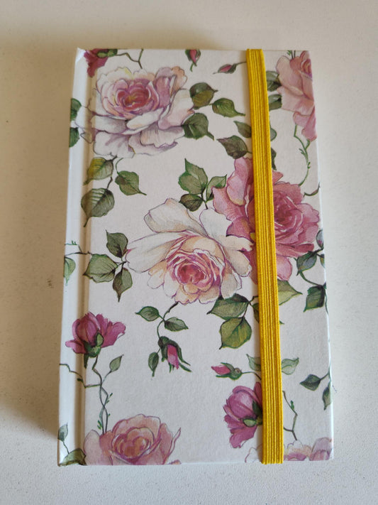 Small Notebook w/ Elastic Closure