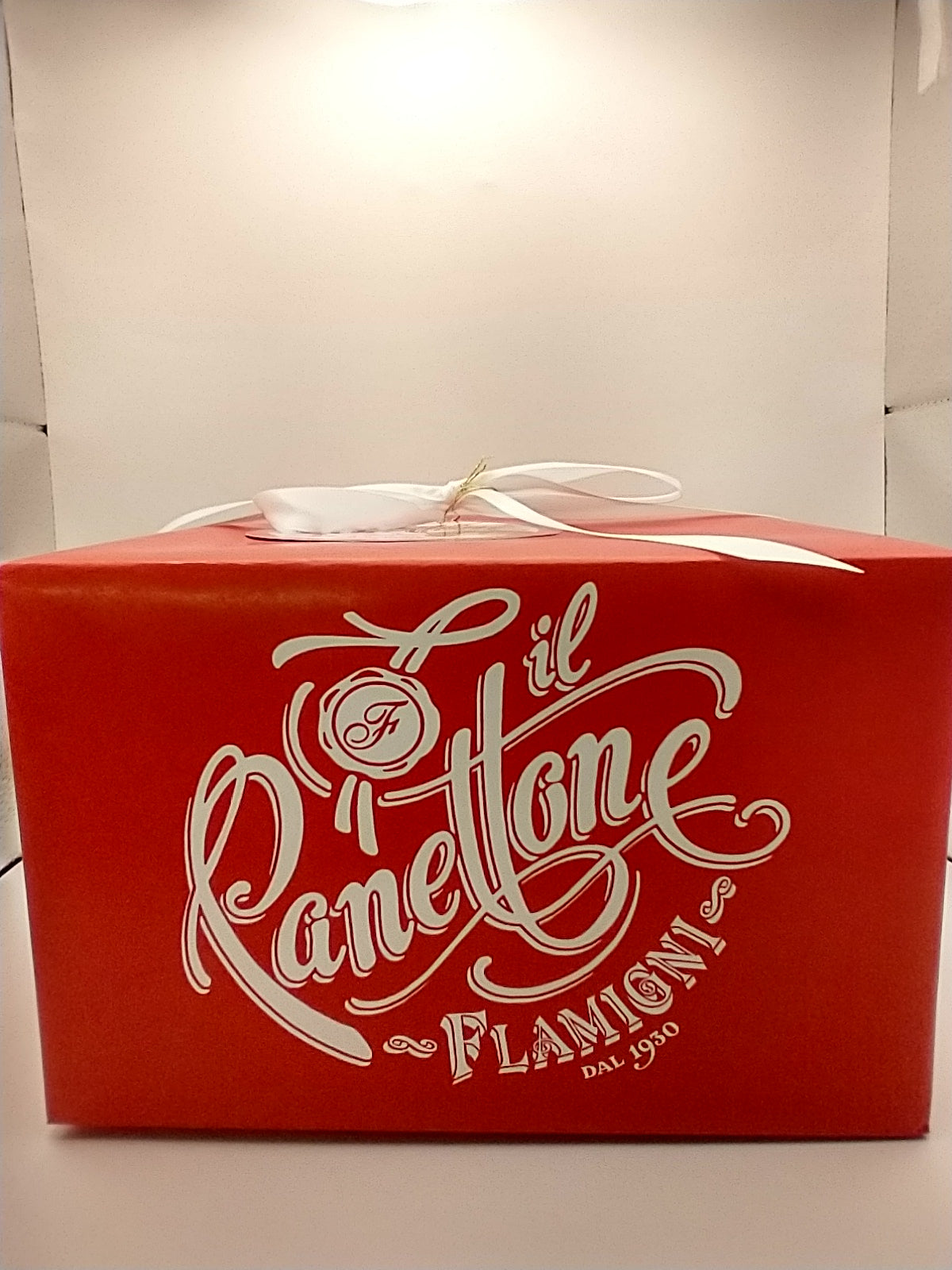 Flamigni Classic Panettone in Red Packaging