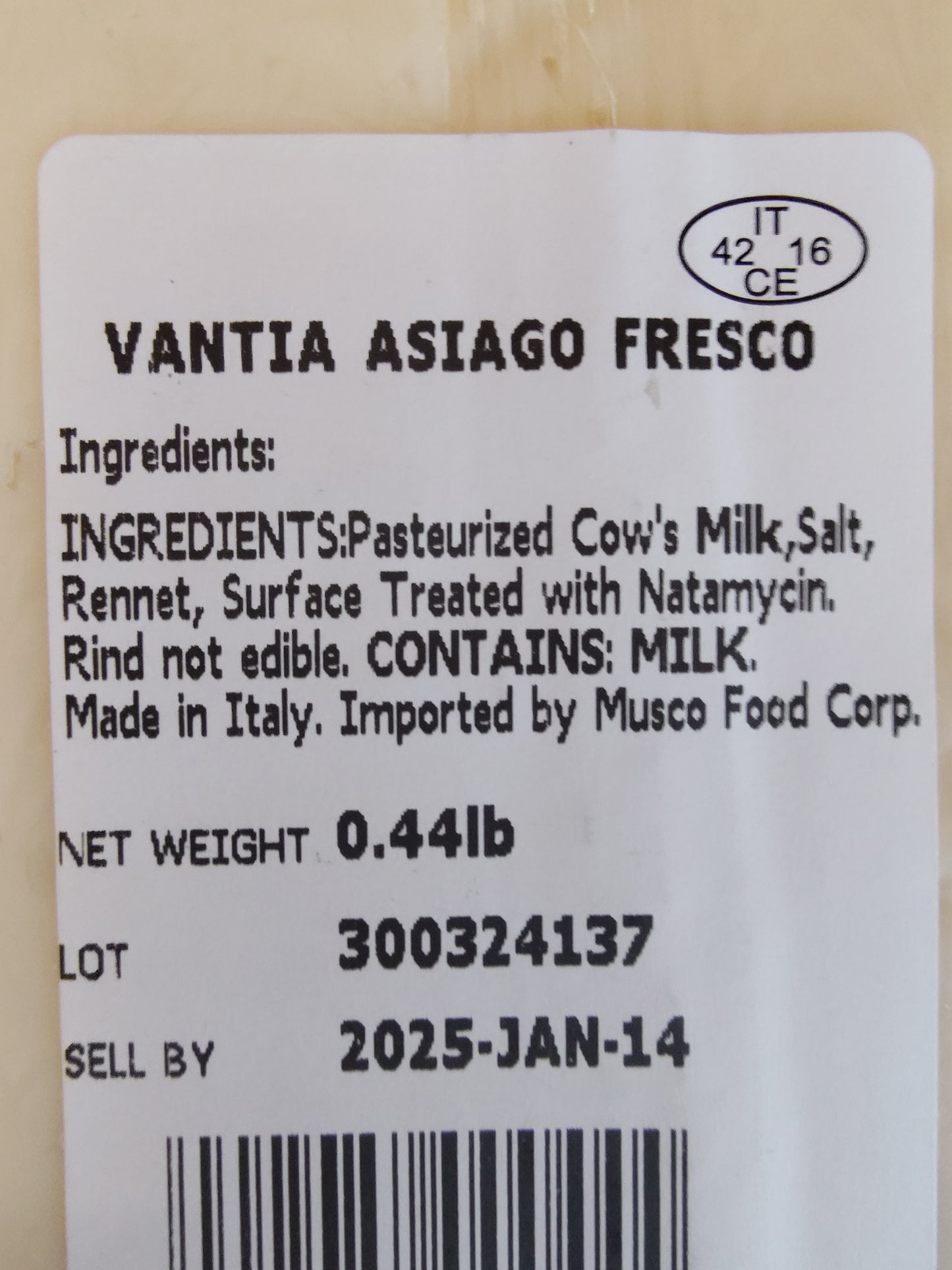 Vantia Asiago Fresco Cheese Aged 30 Days