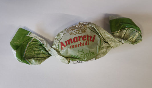 Soft Hazelnut Amaretti Single