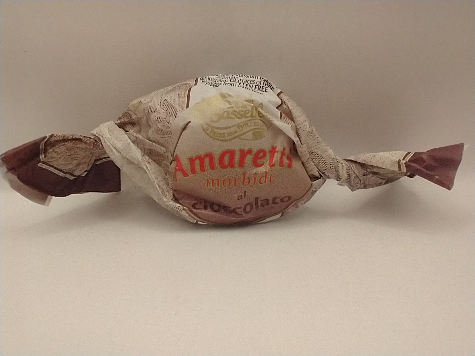 Soft Chocolate Amaretti Single