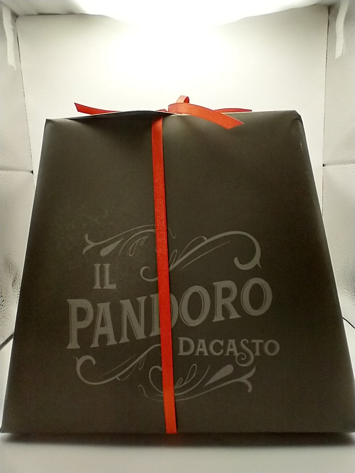 Dacasto Pandoro Cake, Noir Line